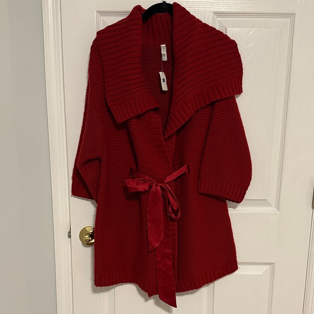 Elegant Women's Red Cardigan with Tie
